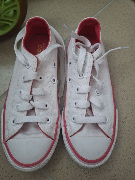 Adidași fete Converse