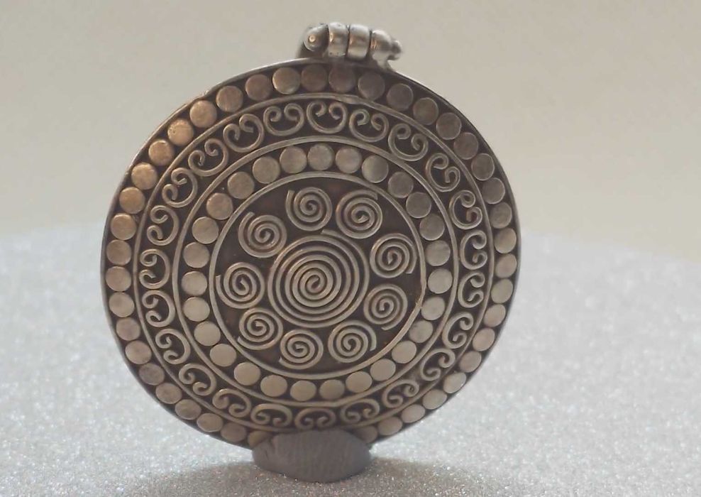 Pandantiv rotund din argint 925 cu spirale