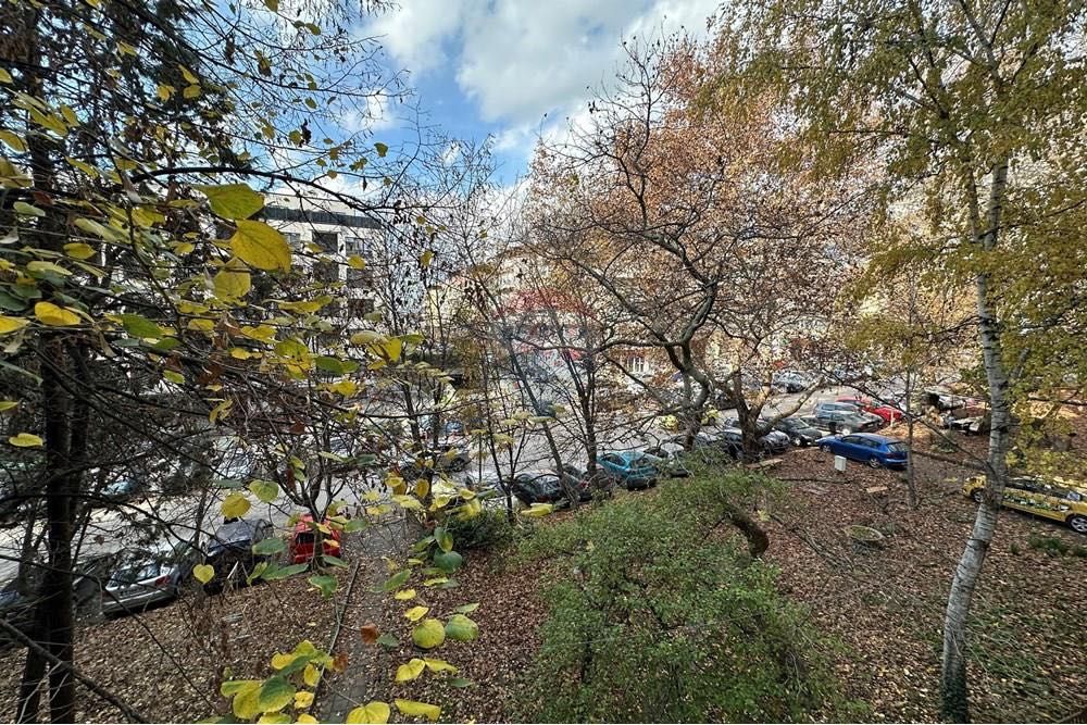 Двустаен апартамент с отделна кухня