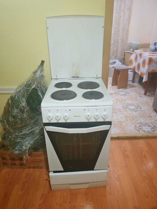 Электрическая Плита Б/У.