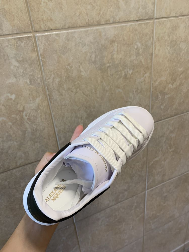 Adidași Alexander McQueen - OFERTĂ - 249 RON