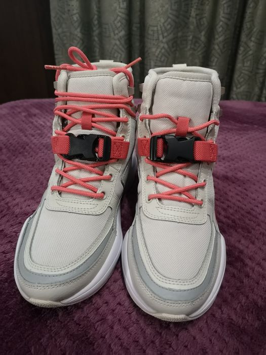 Adidas tip gheata Arkk Copenhaga