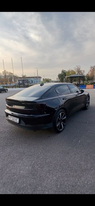 VOLVA Polestar 2 full