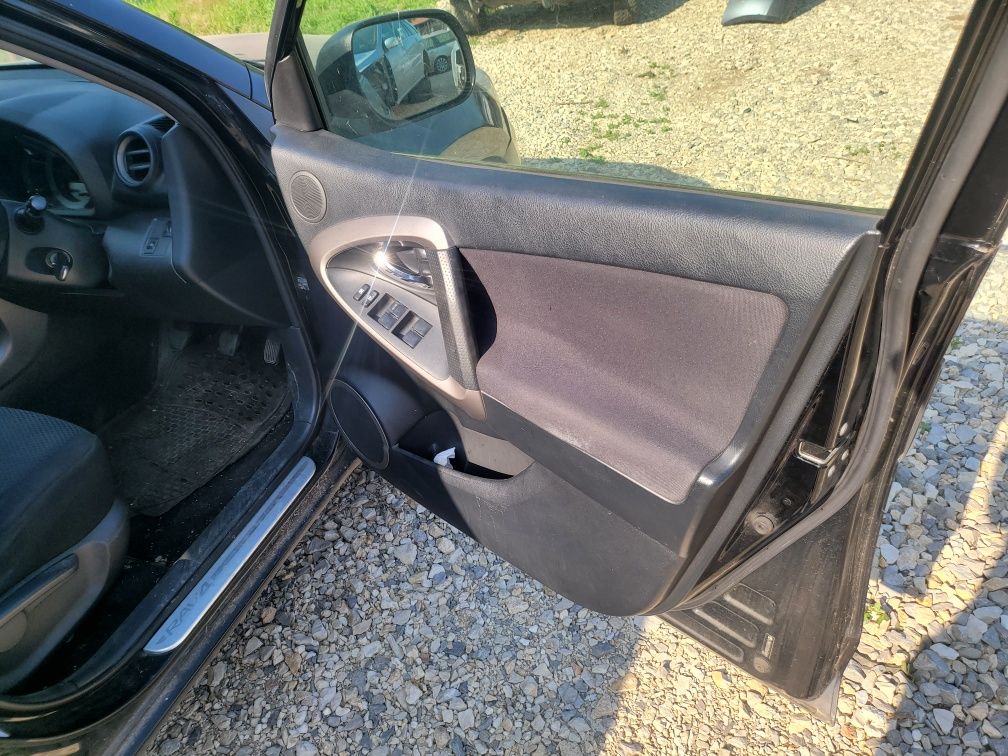 Рав 4 2.2д 136 на части/rav 4 2.2d 136 na chasti