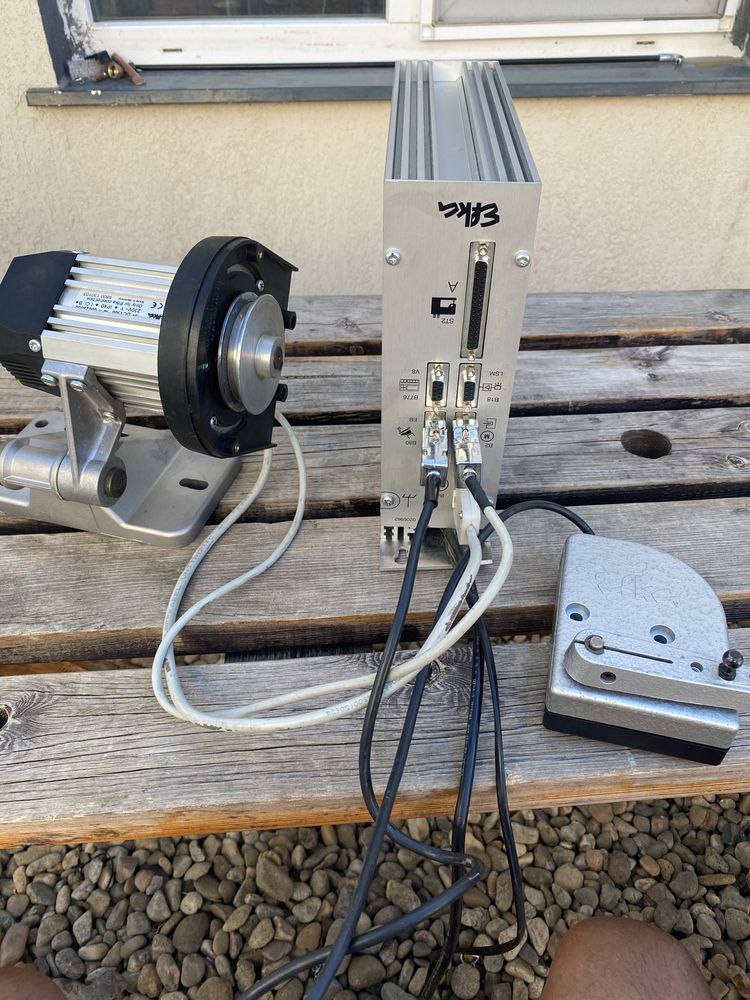 Motor cu invertor 220v
