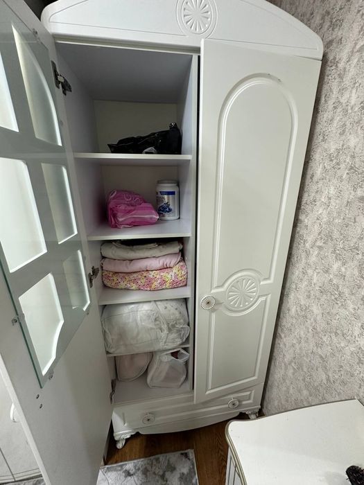 детский шкаф, состояние идеальное, почти совсем не пользовались. .