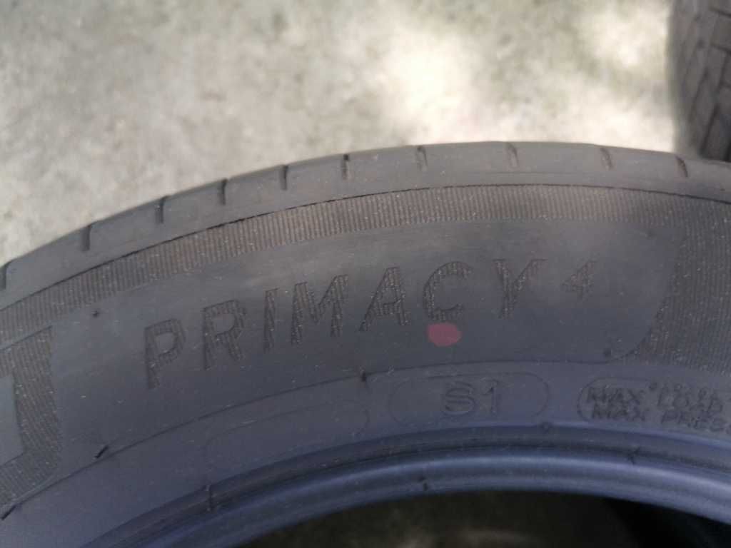 2 бр. Michelin Primacy 4 215/55R17