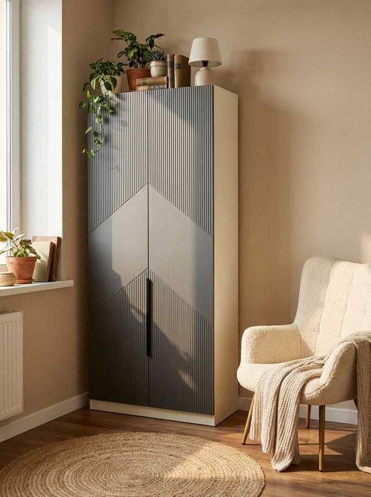 Шкаф из витрины 255х100см