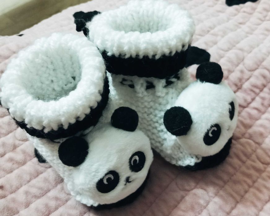 Детские вязанные пинетки