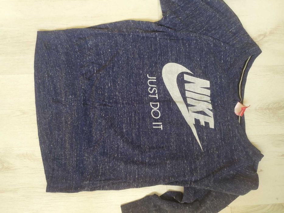 Страхотна блуза с четвърт ръкав Nike