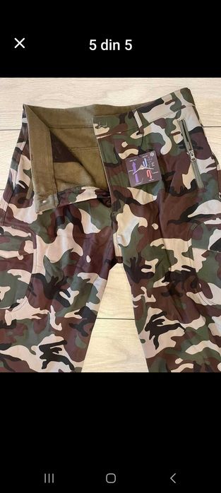 Vînd costum termo-camuflaj toamnă iarnă nou