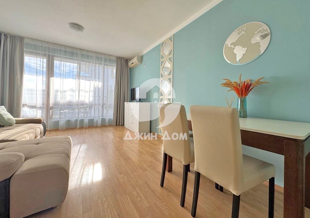 Продава се Двустаен апартамент в к.к. Слънчев бряг - 65 кв.м за 1354 €/кв.м - Снимка #2