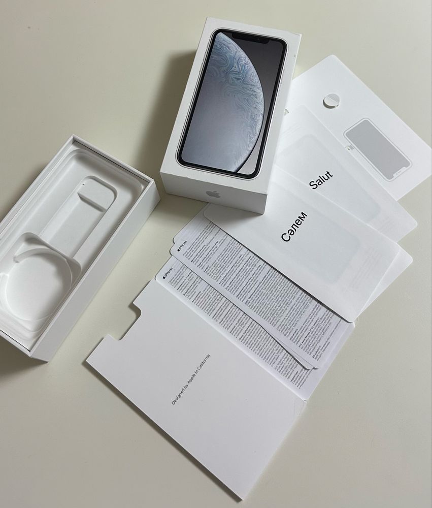 iPhone XR 128GB • Отличное состояние • Торг