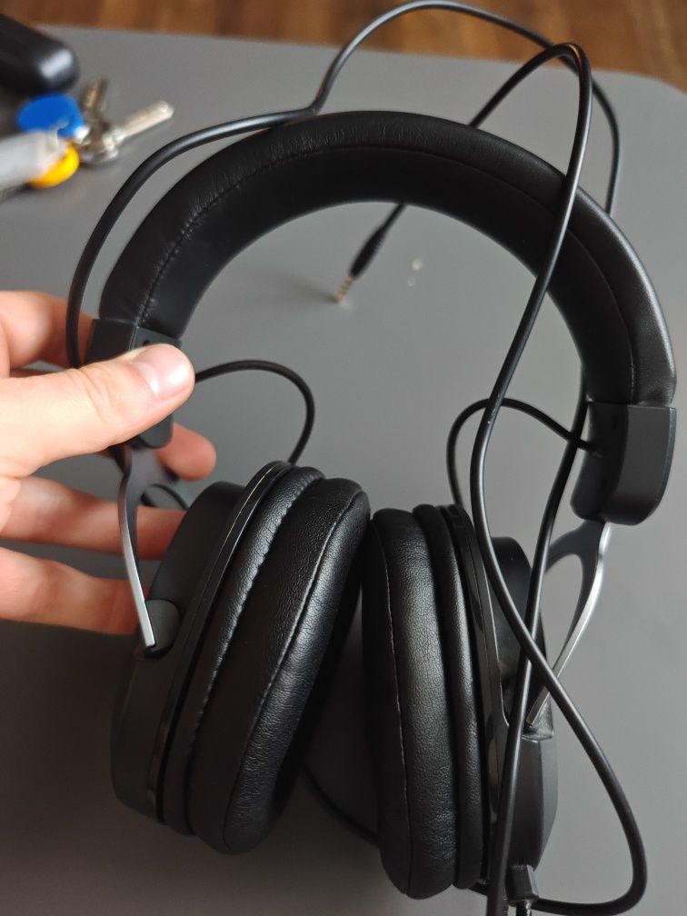 Casti ASUS tuf gaming ca noi