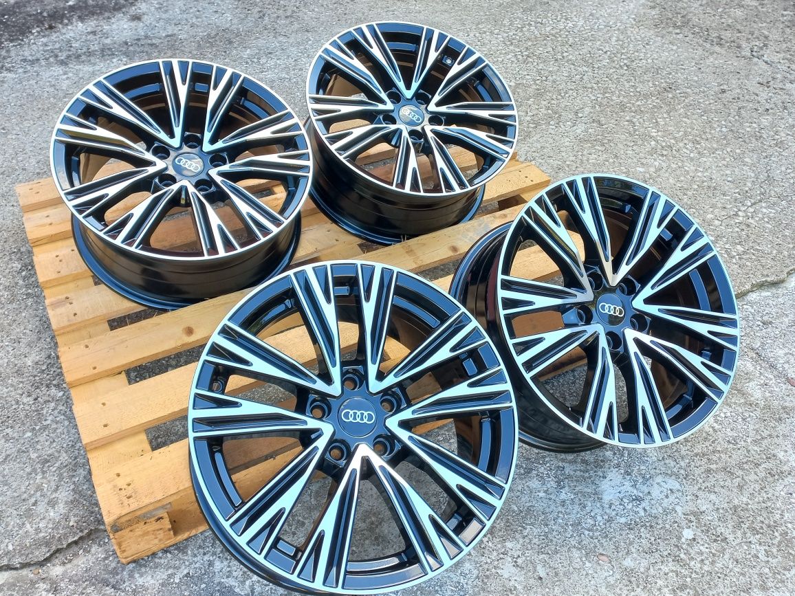 17.Audi Rs2025 A3 A4 A5 A6 Q3 Q5 7.5j et35 Black polish Чисто Нови.