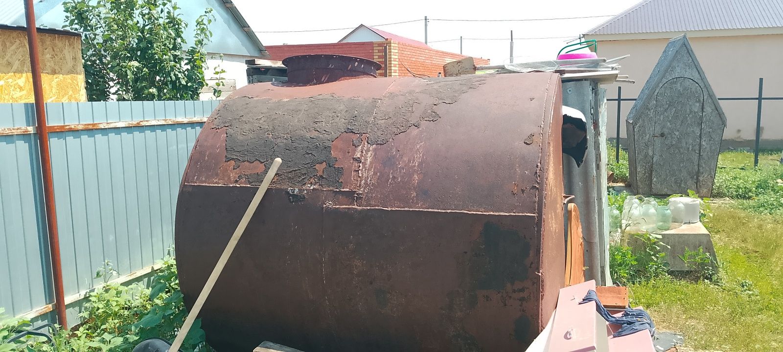 Продам цестерна бочка