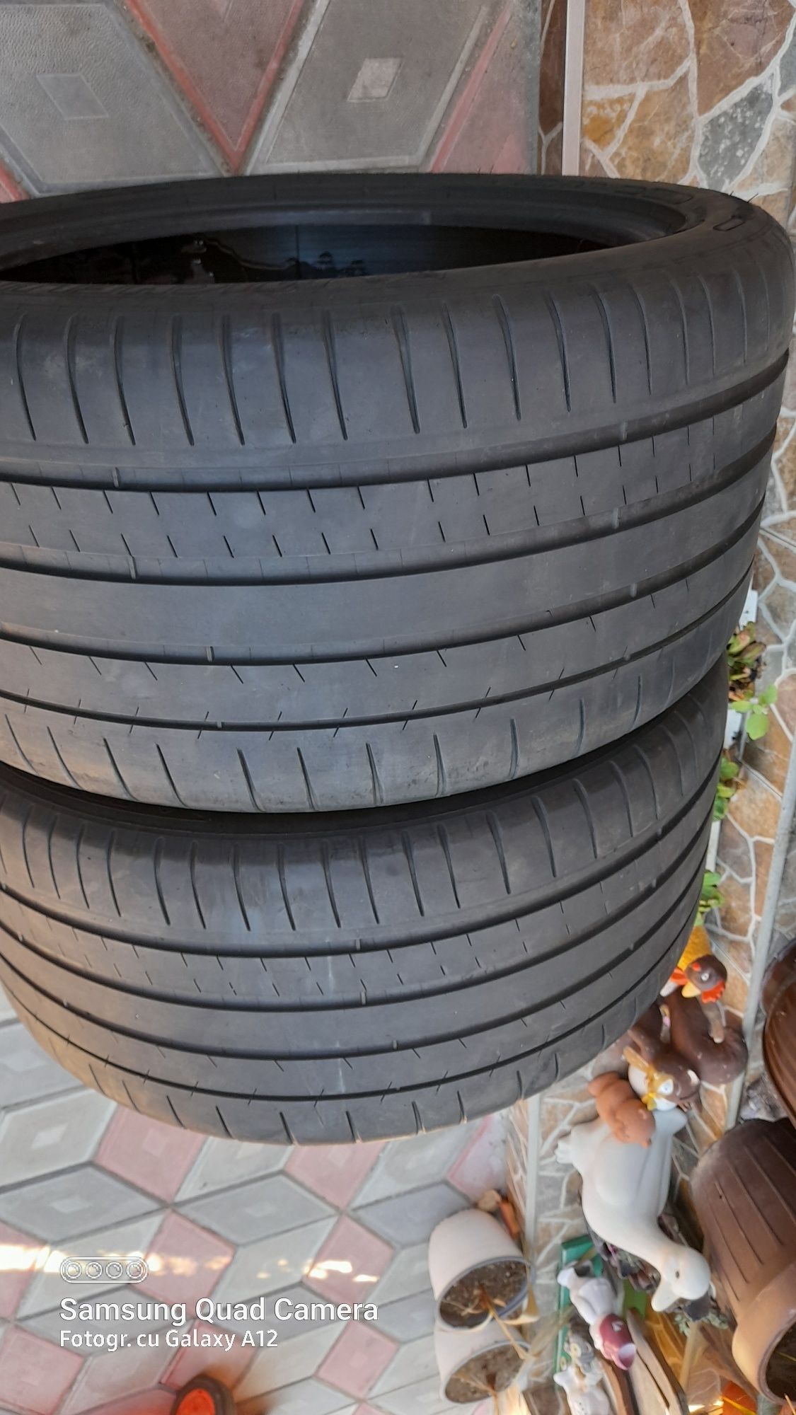 Vand 2 anvelope de vara 285 40 r19 MICHELIN foarte bune