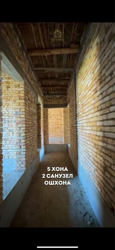 Fayzli xonadon sotiladi