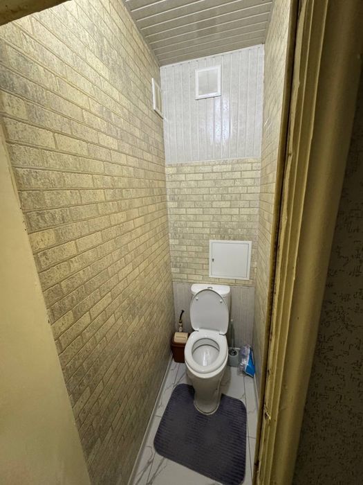 Продам квартиру Ахмад Югнакий 3-5/3/5 Ahmad Yugnakiyda 3 xona sotiladi