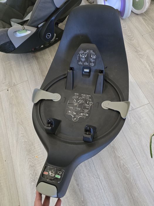 CYBEX Cloud T Platinum + Bază ISOFIX 360° – stare buna!