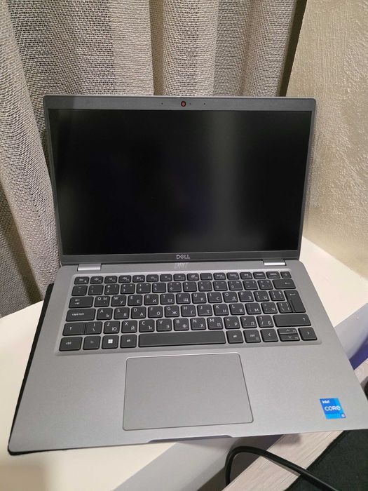 Lenovo Dell Latitude 14" i5-1245U/16GB RAM/256GB NVMe