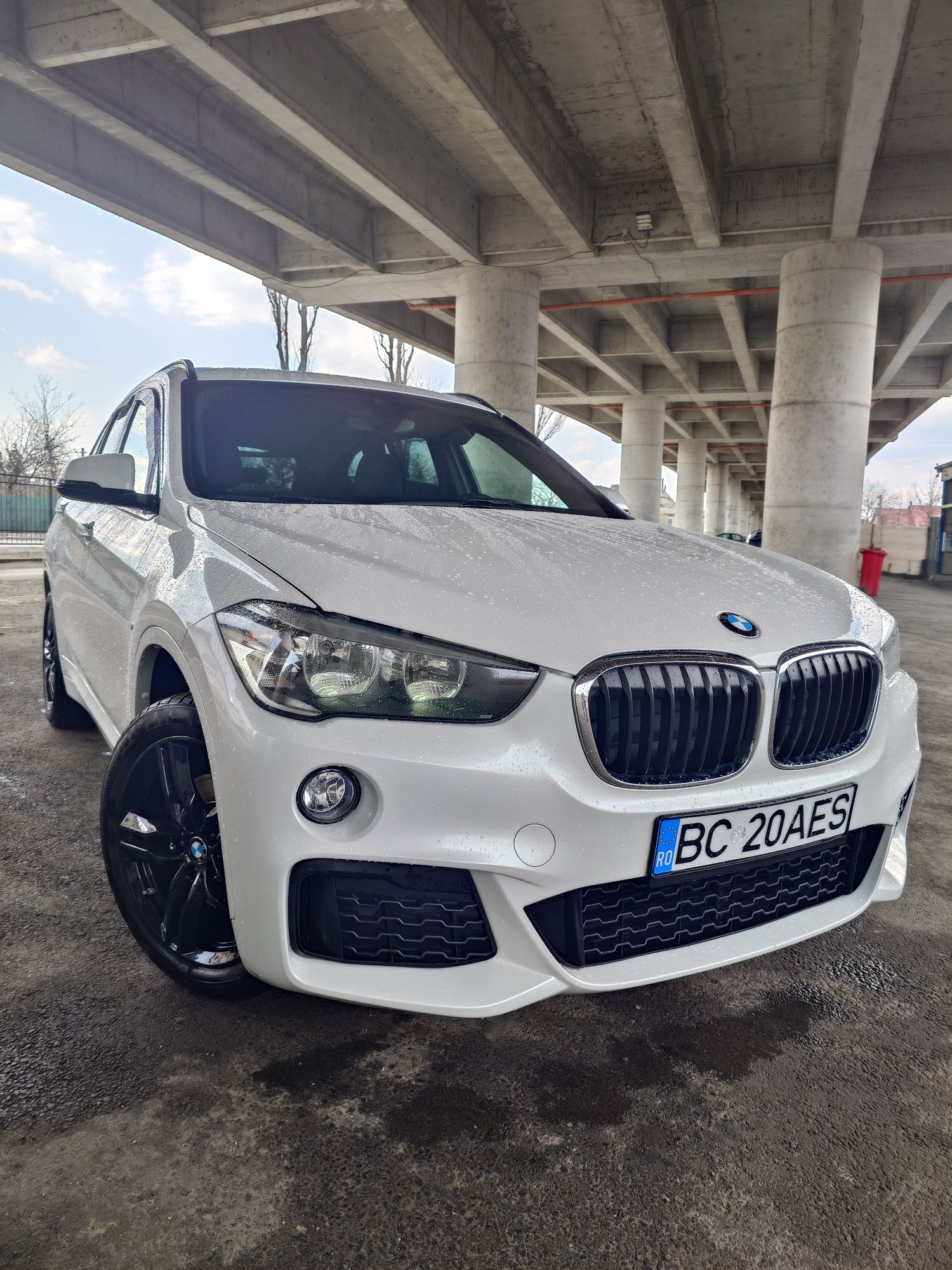 BMW X1 X-Drive M-pack