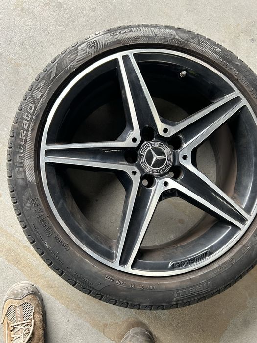Anvelope vara 225/45/18 245/40/18
