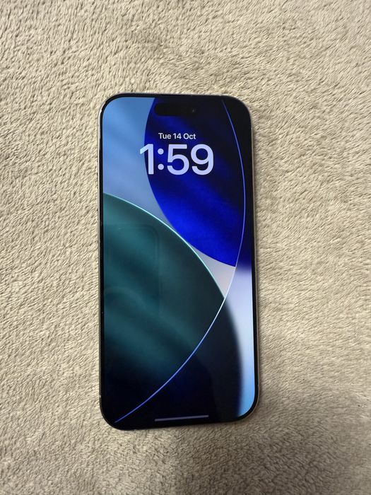 Iphone 16 pro impecabil !