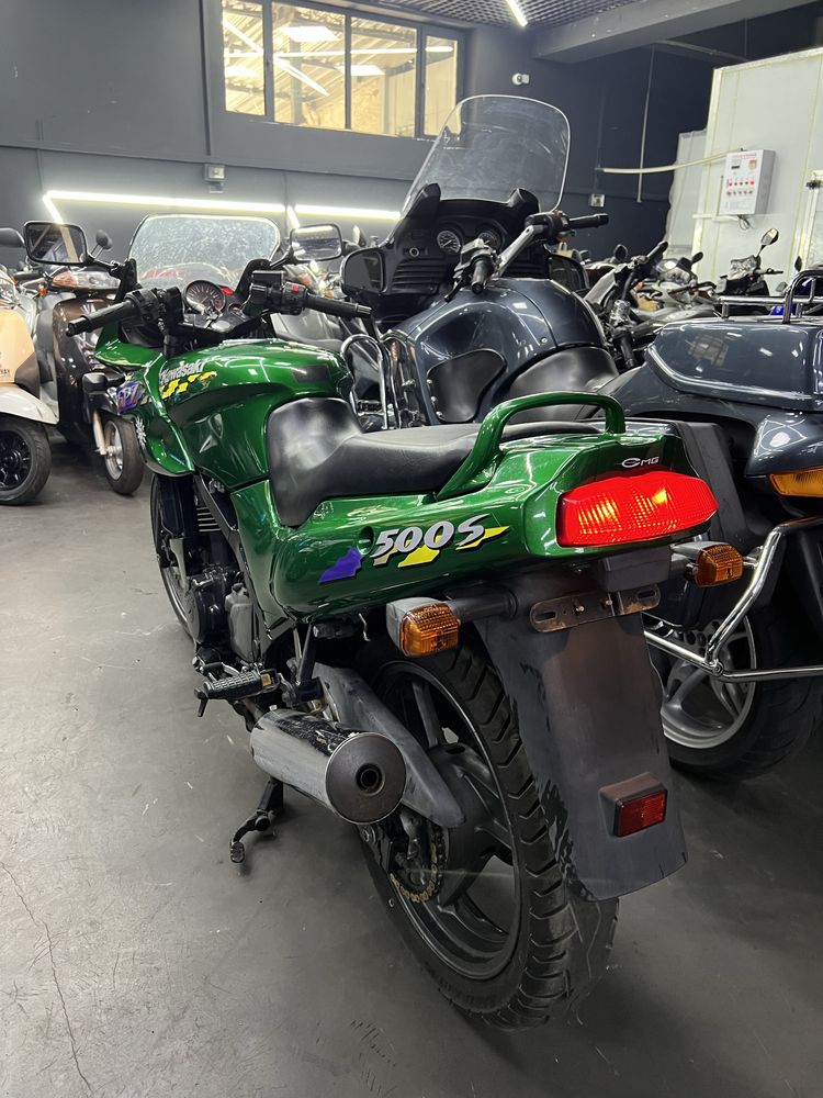 Мотоцикл Kawasaki GPZ500 в Хорошем Состоянии! Без пробега по РК!