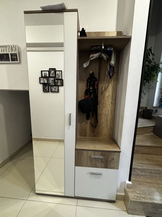 Dulap de hol cu oglinda