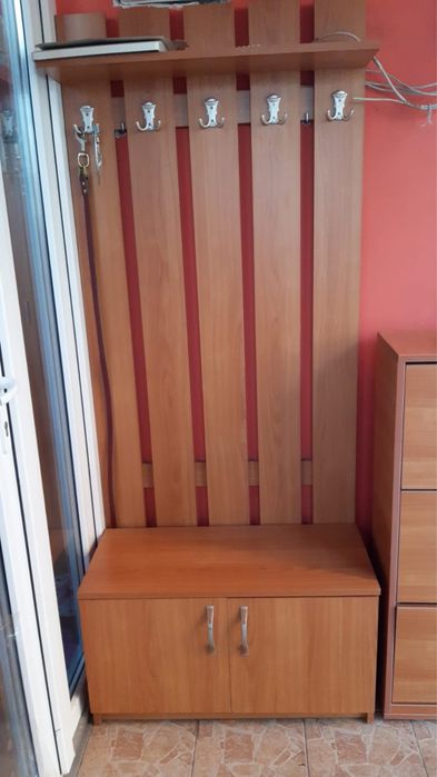 Cuier hol de vanzare