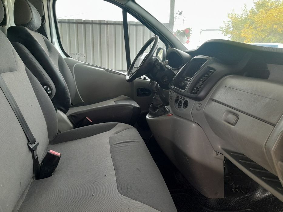 Renault Trafic Modelul Lung