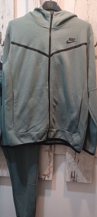 Детски екип Nike 176 см