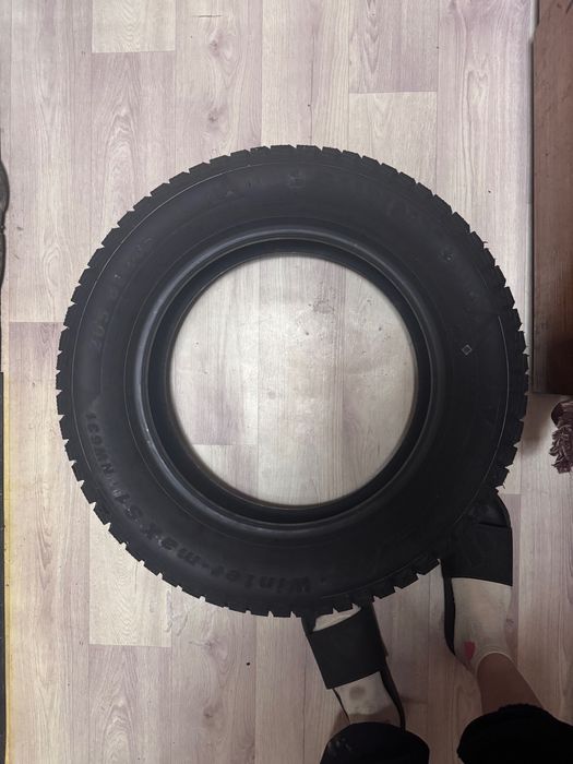 Шины зимние 205/60 р16