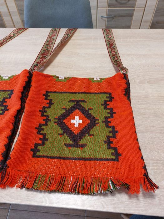 Traiste port popular