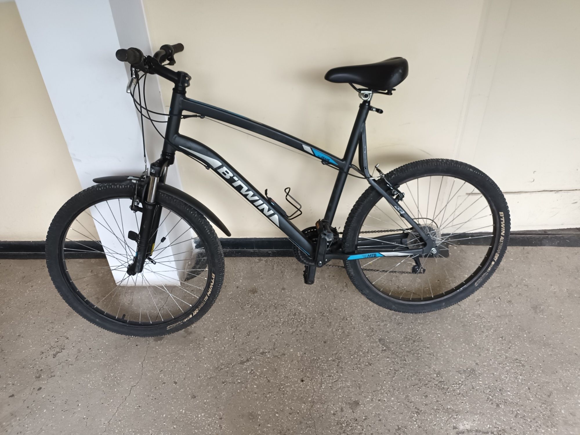 3 biciclete de vânzare 28 26 și 20 inch