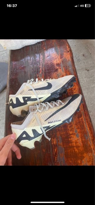 Ghete de fotbal profesionale nr 41