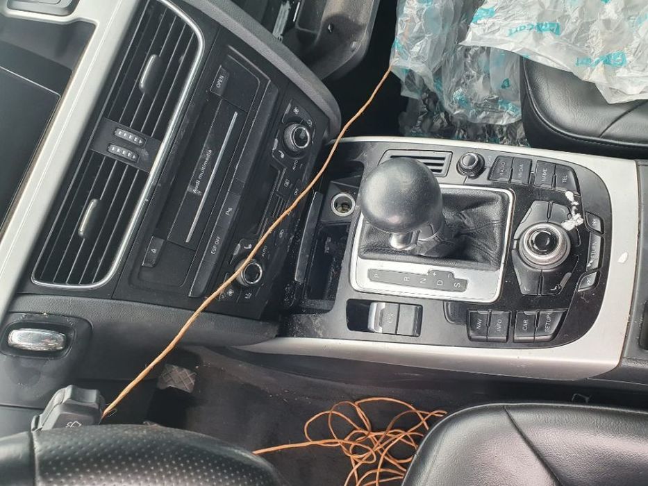 bara fata armatura grila capota trager haion portbagaj Audi A4 B8 motor 2.7TDI  CGKA dezmembrez