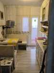 Vand apartament 2 camere, etaj 2