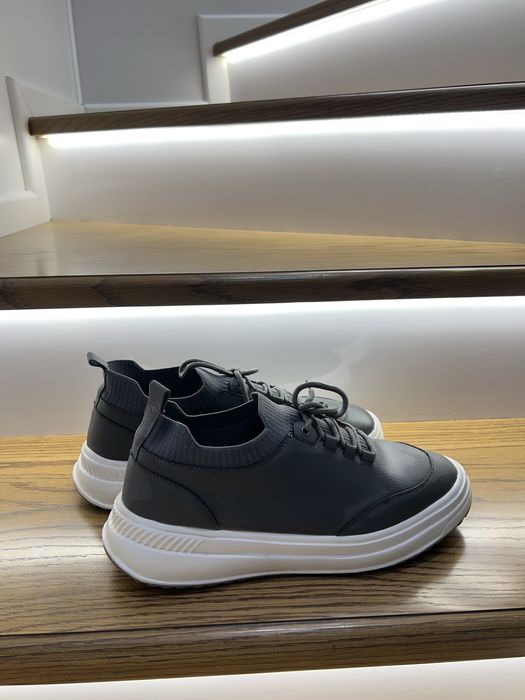 Почти новая 44 носили 2-3 раза