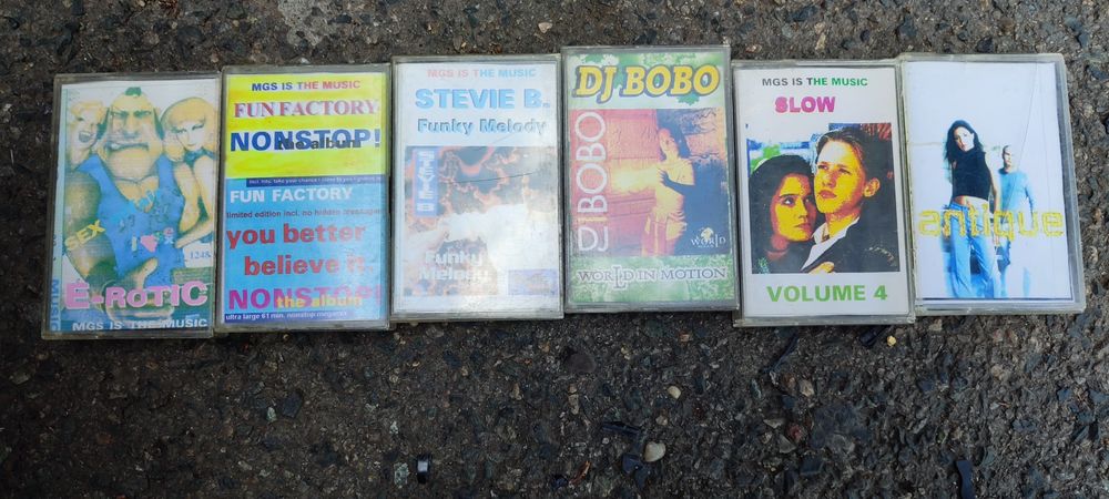 Casete audio muzica , religioase , cursuri management , audiobook