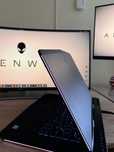 Продавам Alienware 15 R4 - Мощен лаптоп от Америка!