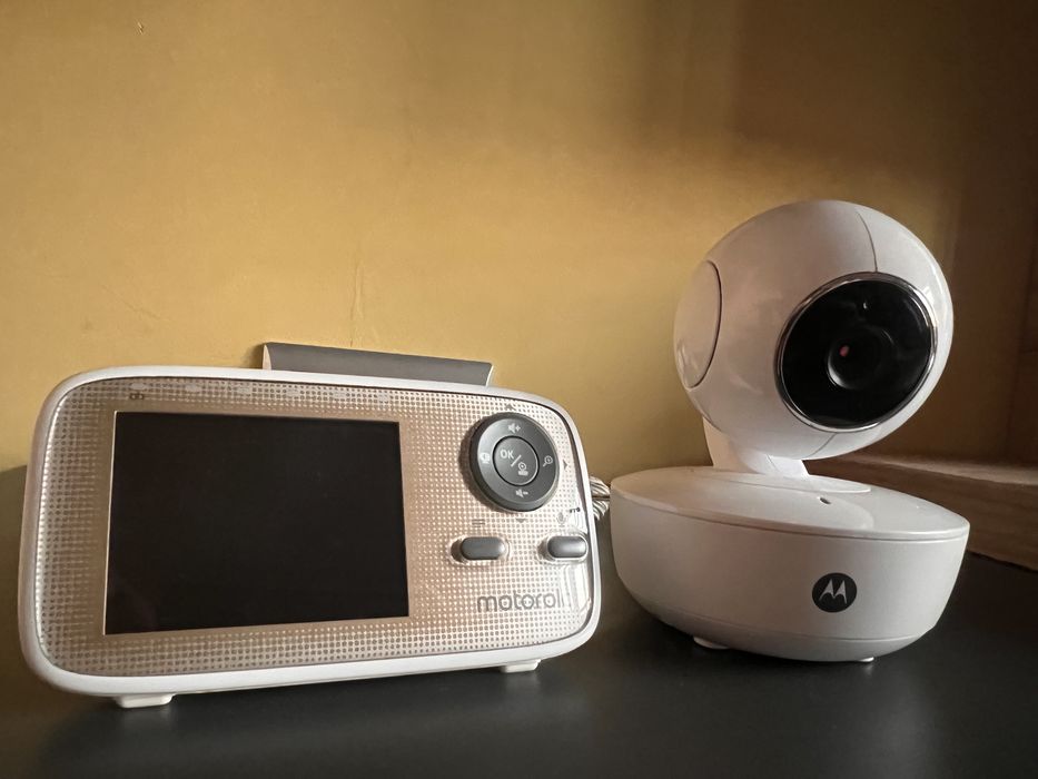 Видео Бебефон Motorola MBP669 Connect