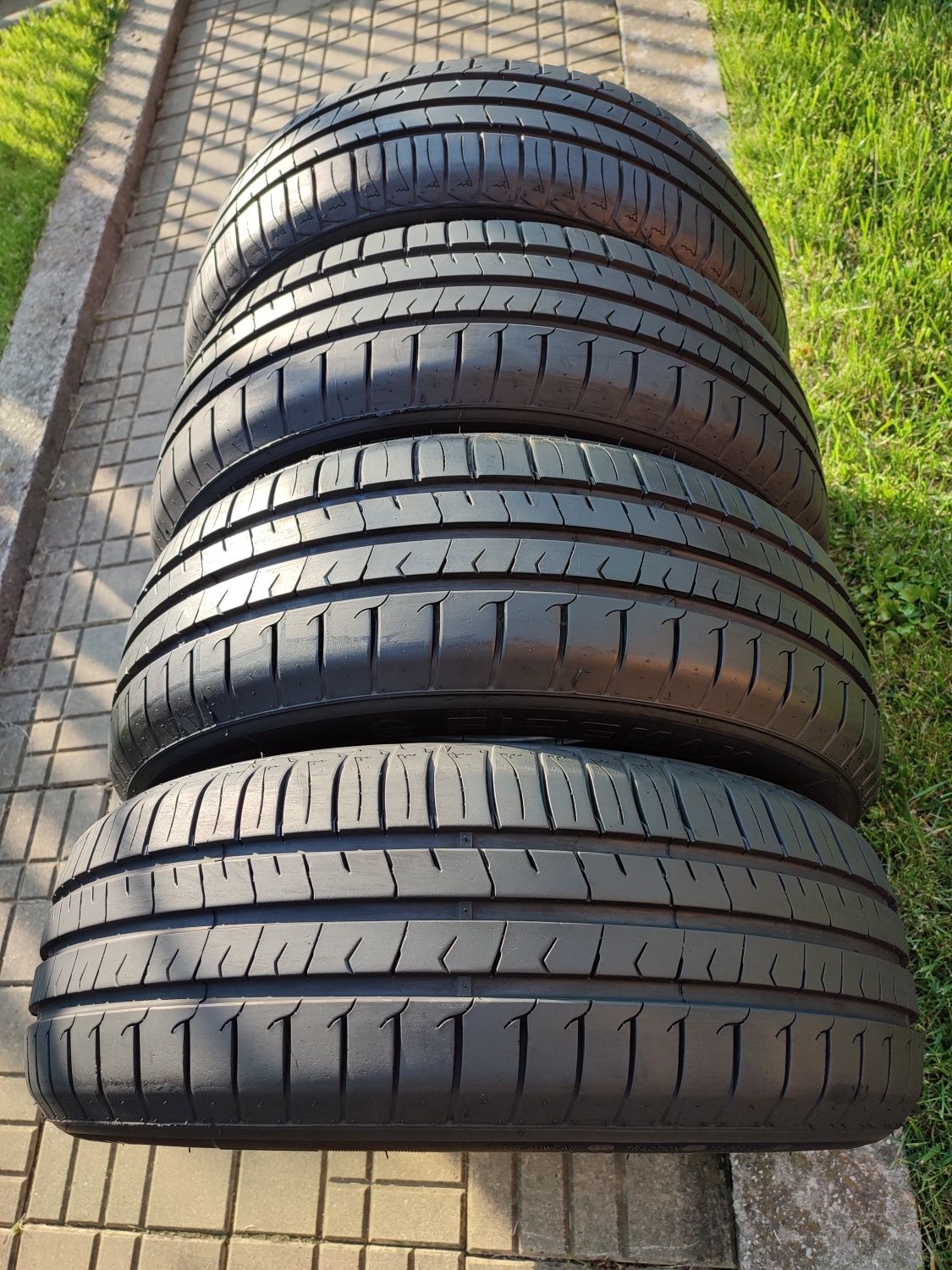 Cauciucuri de vara 195/60r15