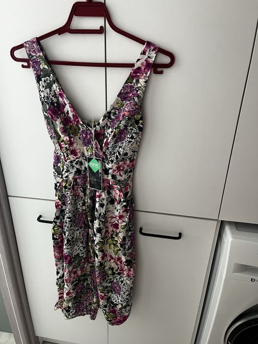 Нови рокли, по 20 лв.