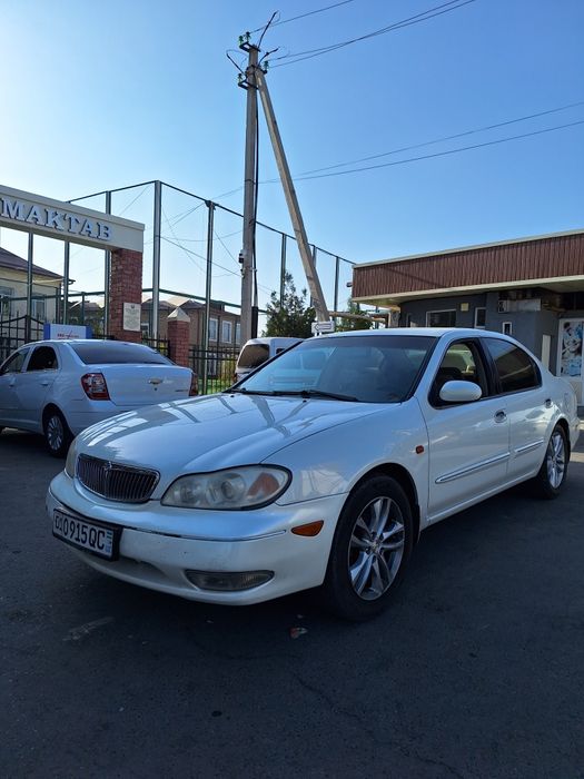 Nissan Maxima 33 Radnoy kiraska