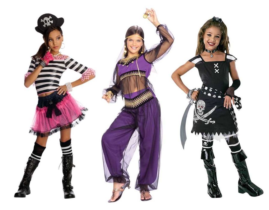 Нова колекция уникални карнавални костюми за Коледа и други празници