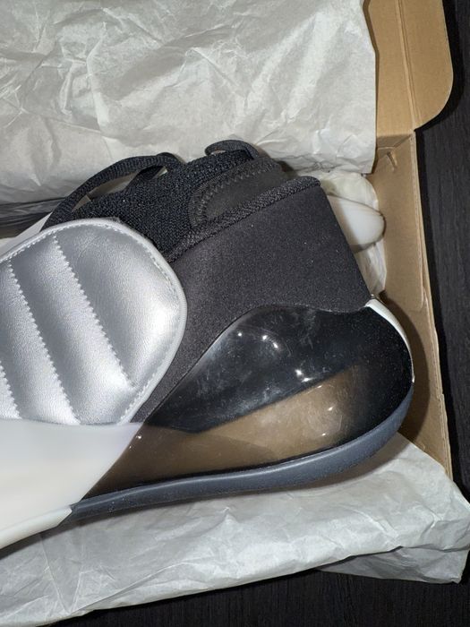 Баскетболни обувки Adidas Harden Vol. 7 "Silver Metallic"-размер48 2/3