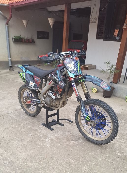 Honda CRF 250R 2008 (cititi descrierea)