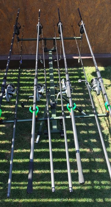 Set Pescuit, 4 Lansete 3,90m+4 Mulinete Crap 8000+Rod Pod Echipat